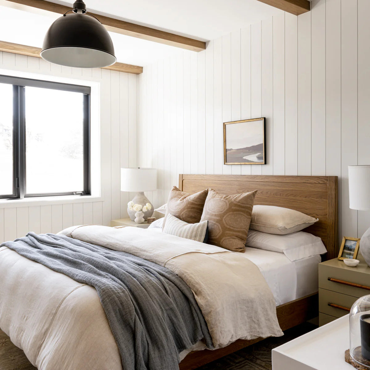 The 6 Easiest Ways to Hide Ugly Walls in 2025
