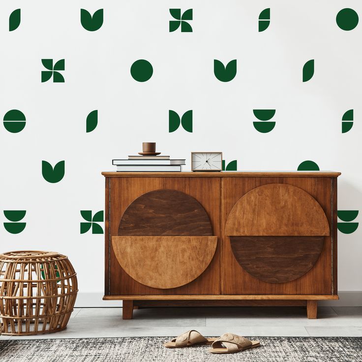 10 Renter Friendly Wall Decor Ideas Your Landlord Will Allow – andor willow