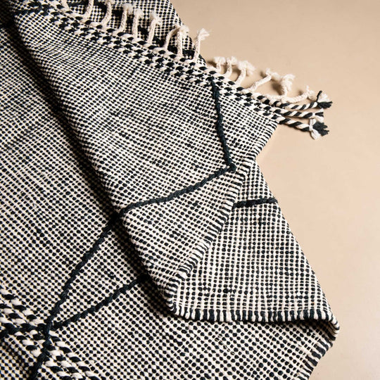 Huda - Taznakht kilim rug