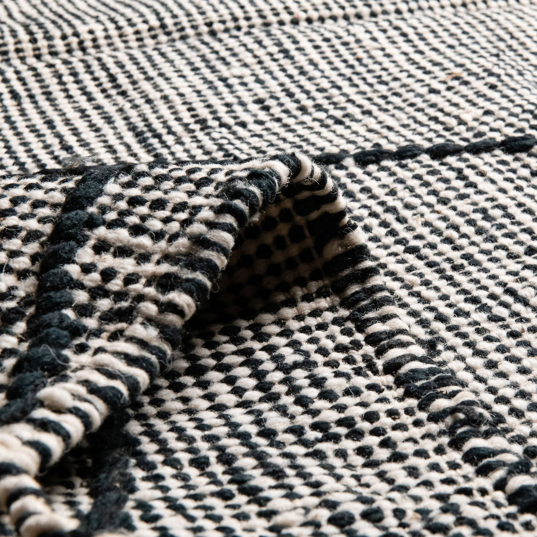 Huda - Taznakht kilim rug